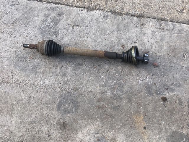 bontott RENAULT LAGUNA II Bal Féltengely