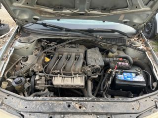 bontott RENAULT LAGUNA II Motor (Fűzött blokk hengerfejjel)