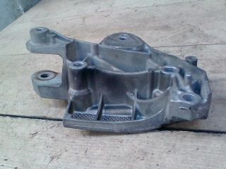 bontott RENAULT LAGUNA II Motor Tartó Bak (Fém)