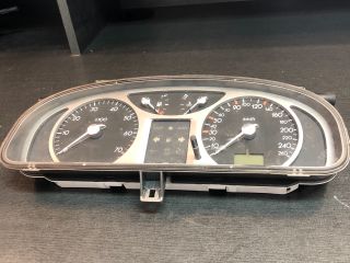 bontott RENAULT LAGUNA II Kilométeróra