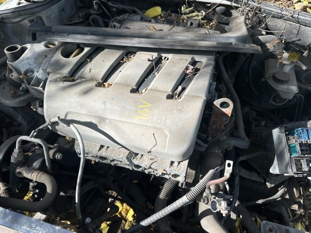 bontott RENAULT LAGUNA II Komplett Motor (Segédberendezésekkel)