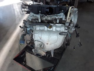 bontott RENAULT LAGUNA II Motor (Fűzött blokk hengerfejjel)