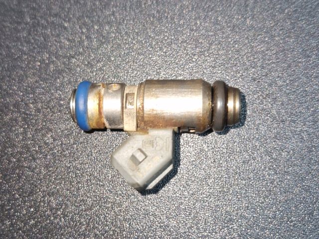 bontott RENAULT LAGUNA II Porlasztó (1 db)