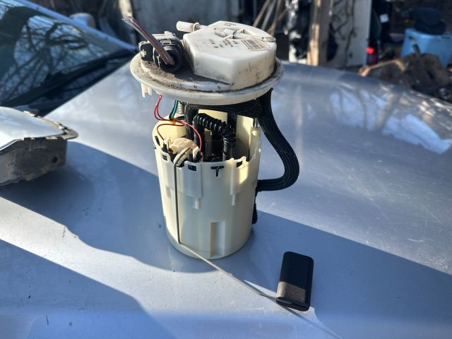 bontott RENAULT LAGUNA II Üzemanyag Szivattyú