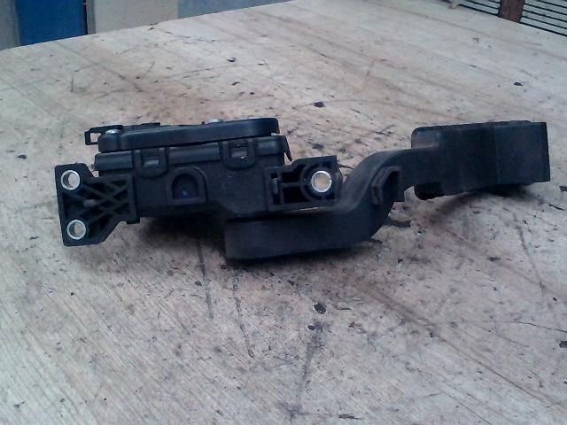 bontott RENAULT LAGUNA II Gázpedál (Elektromos)