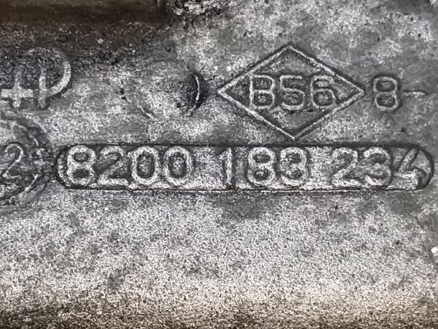 bontott RENAULT LAGUNA II Generátor Tartó Bak