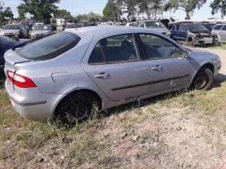 bontott RENAULT LAGUNA II Motor (Fűzött blokk hengerfejjel)