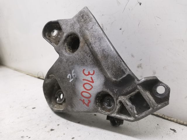 bontott RENAULT LAGUNA II Motor Tartó Bak (Fém)