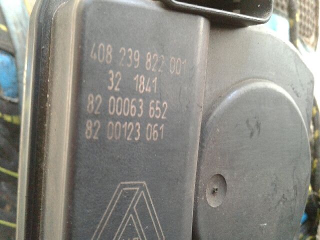 bontott RENAULT LAGUNA II Fojtószelep (Elektromos)