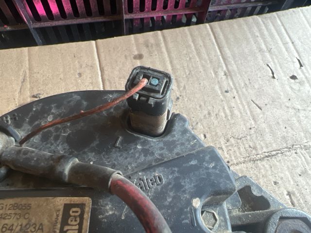 bontott RENAULT LAGUNA II Generátor