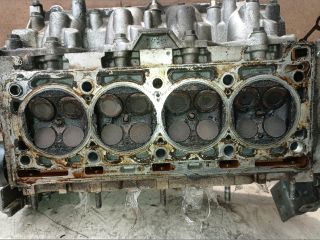 bontott RENAULT LAGUNA II Hengerfej