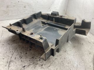 bontott RENAULT LAGUNA II Motorvezérlő Tartó