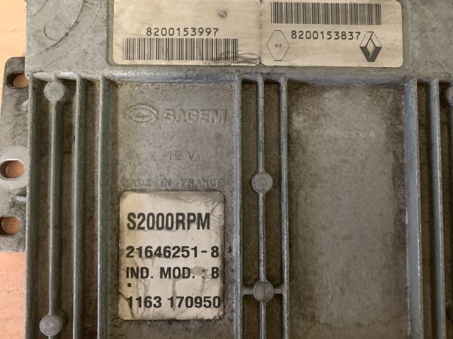 bontott RENAULT LAGUNA II Motorvezérlő