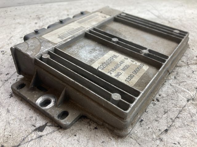 bontott RENAULT LAGUNA II Motorvezérlő