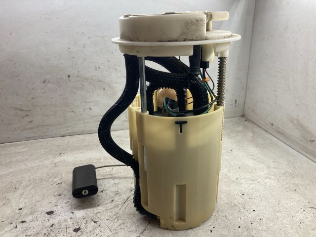 bontott RENAULT LAGUNA II Üzemanyag Szivattyú