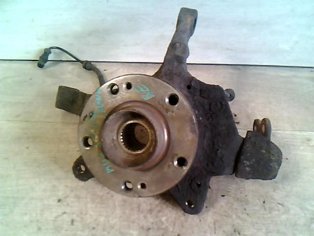 bontott RENAULT LAGUNA II Bal első Csonkállvány Kerékaggyal