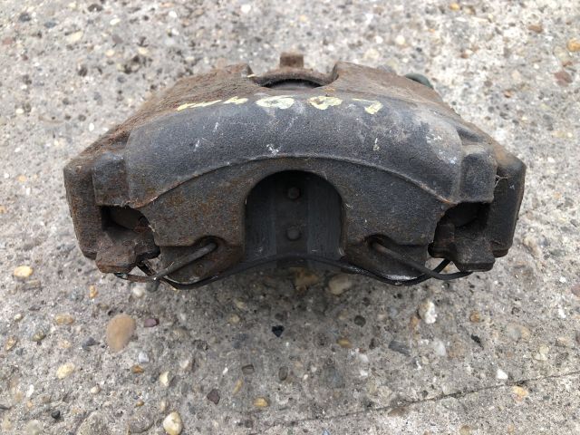 bontott RENAULT LAGUNA II Bal első Féknyereg Munkahengerrel