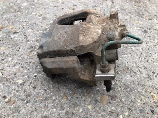 bontott RENAULT LAGUNA II Bal első Féknyereg Munkahengerrel