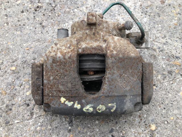 bontott RENAULT LAGUNA II Bal első Féknyereg Munkahengerrel