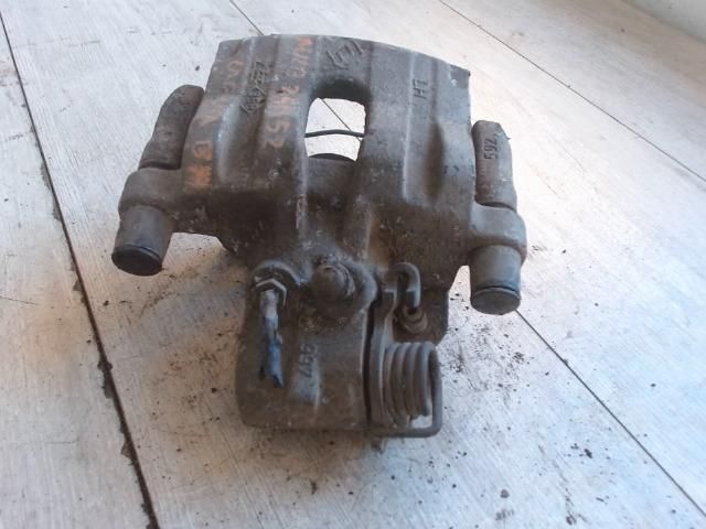 bontott RENAULT LAGUNA II Bal hátsó Féknyereg Munkahengerrel