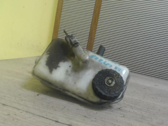 bontott RENAULT LAGUNA II Főfékhenger