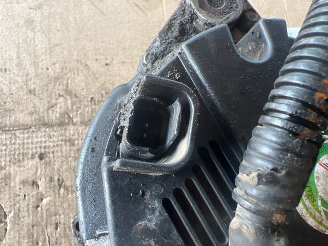 bontott RENAULT LAGUNA II Generátor