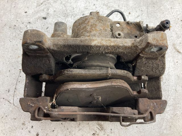 bontott RENAULT LAGUNA II Jobb első Féknyereg Munkahengerrel