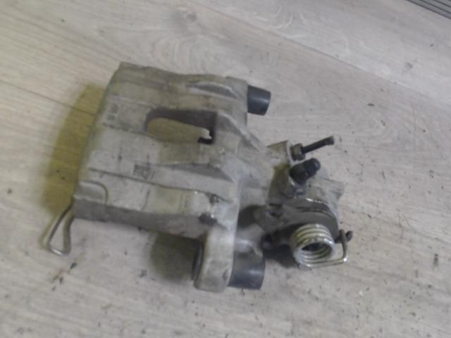 bontott RENAULT LAGUNA II Jobb hátsó Féknyereg Munkahengerrel