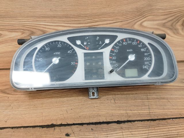 bontott RENAULT LAGUNA II Kilométeróra