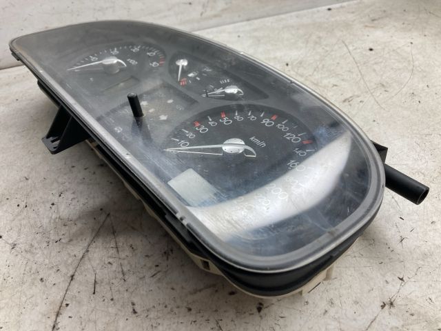 bontott RENAULT LAGUNA II Kilométeróra