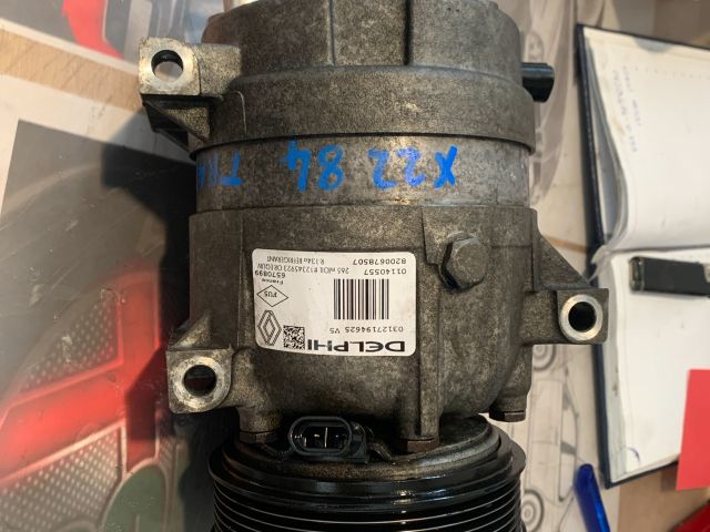 bontott RENAULT LAGUNA II Klímakompresszor