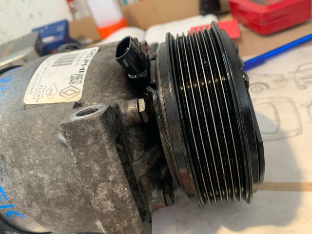 bontott RENAULT LAGUNA II Klímakompresszor