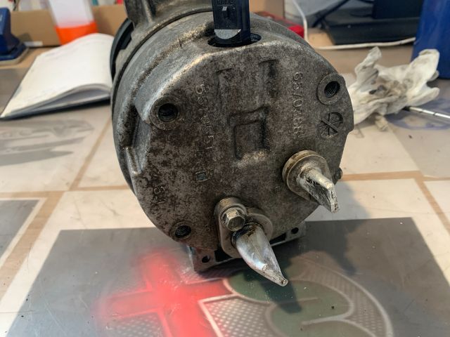 bontott RENAULT LAGUNA II Klímakompresszor