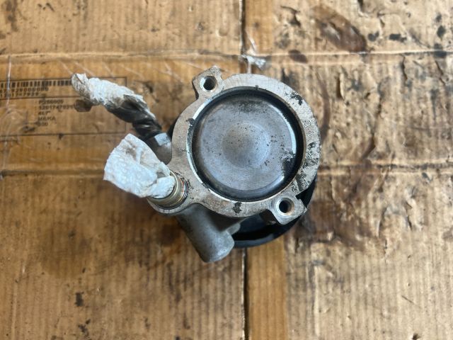 bontott RENAULT LAGUNA II Kormányszervó Motor (Hidraulikus)