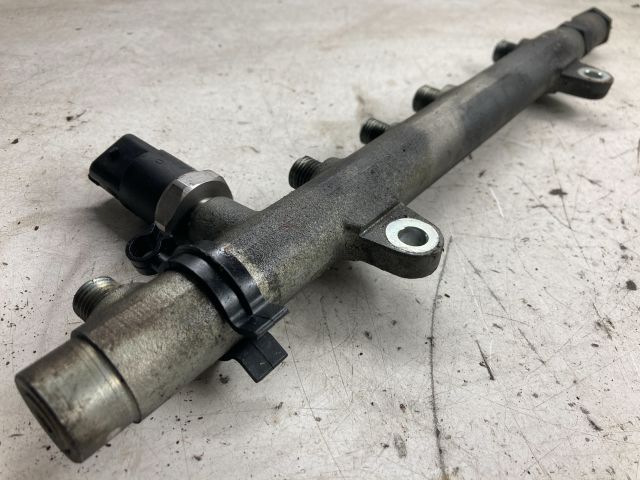 bontott RENAULT LAGUNA II Közösnyomócső