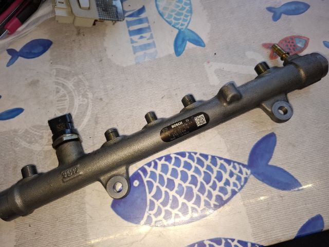 bontott RENAULT LAGUNA II Közösnyomócső