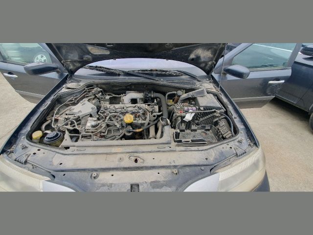 bontott RENAULT LAGUNA II Motor (Fűzött blokk hengerfejjel)