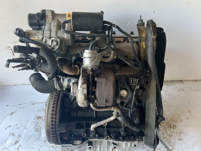 bontott RENAULT LAGUNA II Motor (Fűzött blokk hengerfejjel)