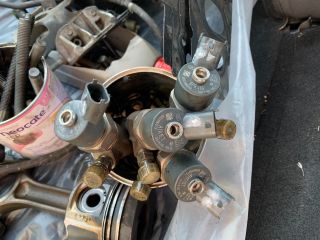 bontott RENAULT LAGUNA II Motor Tartó Bak Jobb