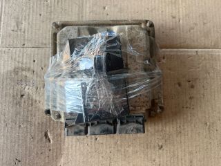 bontott RENAULT LAGUNA II Motorvezérlő