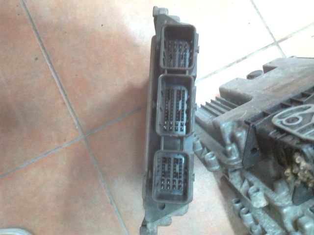 bontott RENAULT LAGUNA II Motorvezérlő