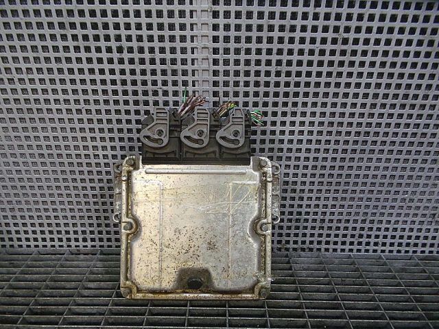 bontott RENAULT LAGUNA II Motorvezérlő