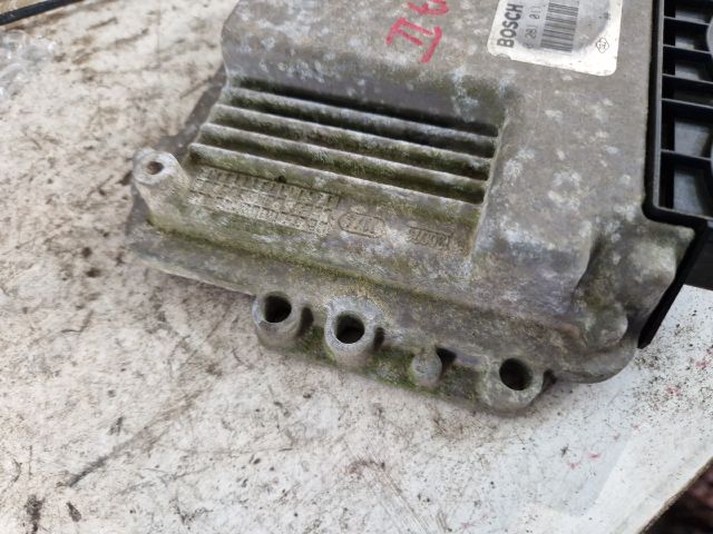 bontott RENAULT LAGUNA II Motorvezérlő