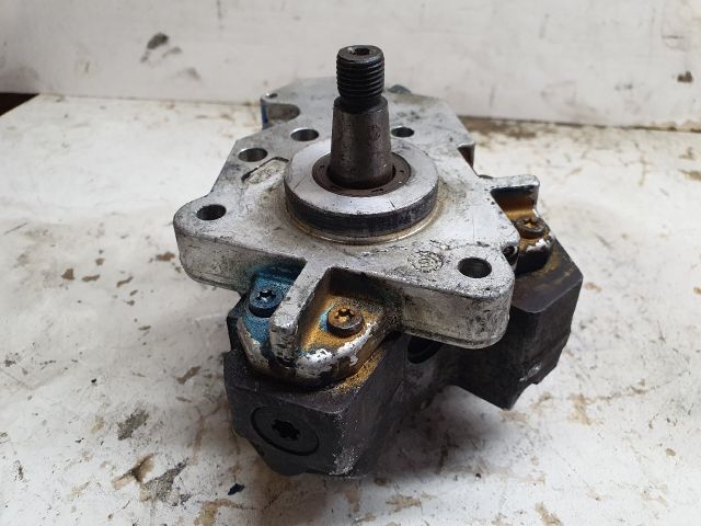 bontott RENAULT LAGUNA II Nagynyomású Szivattyú