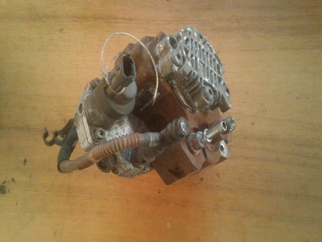 bontott RENAULT LAGUNA II Nagynyomású Szivattyú