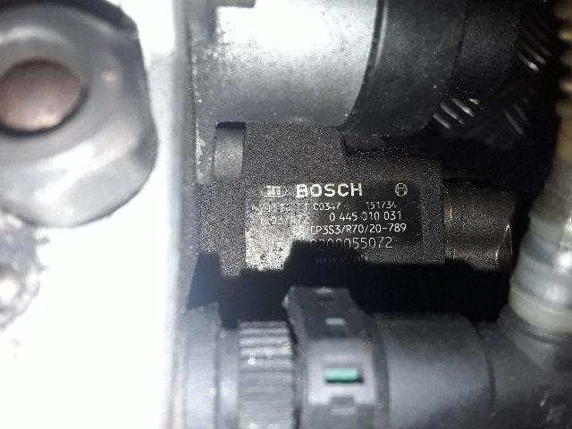 bontott RENAULT LAGUNA II Nagynyomású Szivattyú