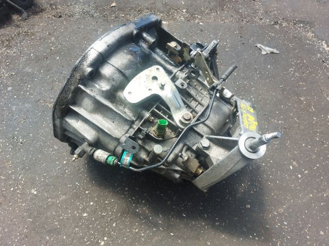 bontott RENAULT LAGUNA II Váltó (Mechanikus)