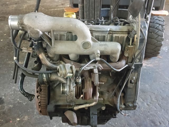bontott RENAULT LAGUNA II Komplett Motor (Segédberendezésekkel)