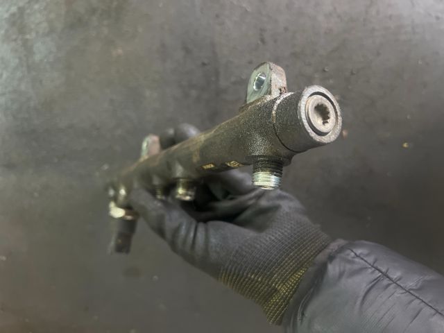 bontott RENAULT LAGUNA II Közösnyomócső