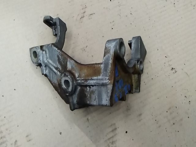 bontott RENAULT LAGUNA II Motor Tartó Bak (Fém)